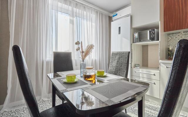 Апартаменты на проспекте Героев Отечества 6А