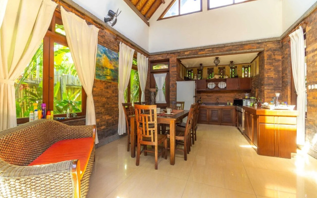 Bukit Paradise Villa