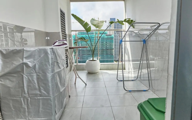 Nari By Edmor Suites