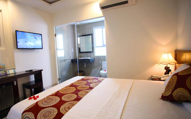 Azura Hotel