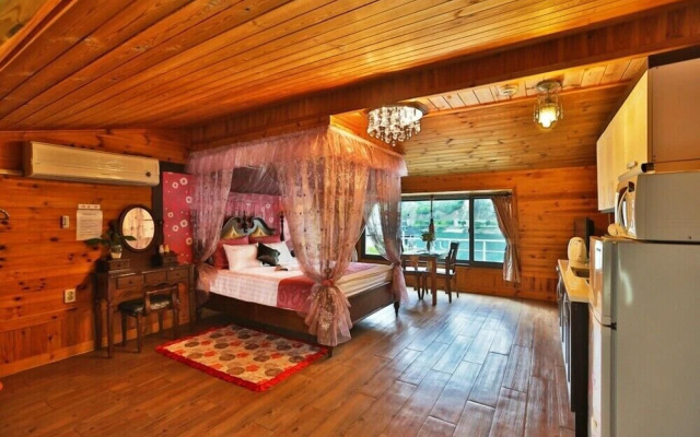 Cheungpungmyungwol Pension