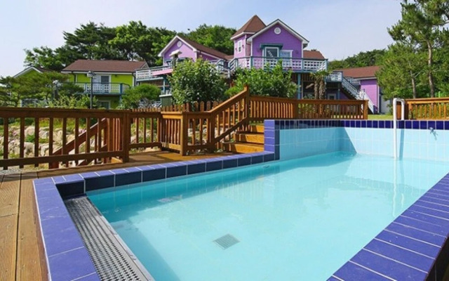 Gyeongju Novios Pets Friendly Pension