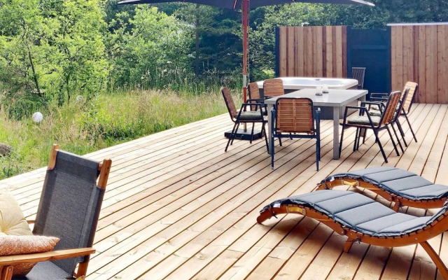 7 Person Holiday Home in Albaek