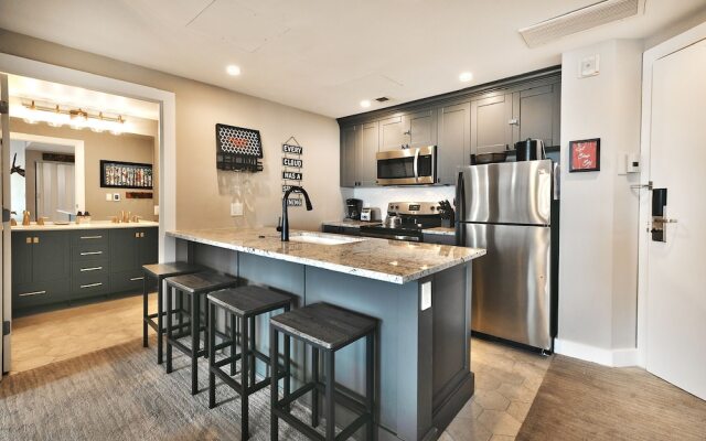 Your own balcony, full kitchen in Canyons Village by RedAwning