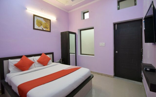 Royal Castillo By OYO Rooms