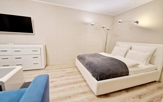 Apartment Alisa39 on Chernyakhovsky street 16