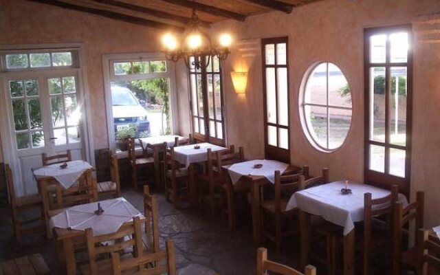 Cerro Uritorco Hotel