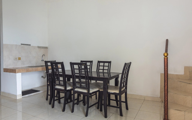 OYO 2950 Grand Suites Palace