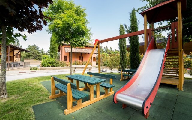 Beautiful Home in San Severino Marche with Pool