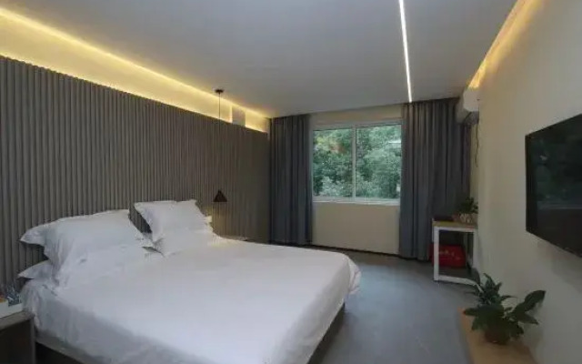 Pinghu Weibinwan Hotel