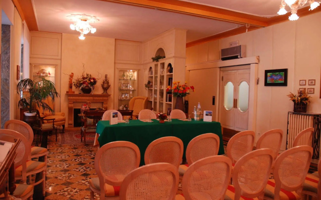 Hotel Riviera