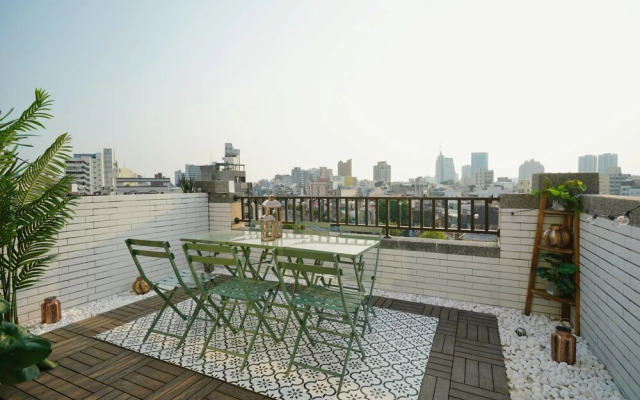 Tainan Sleepie Inn