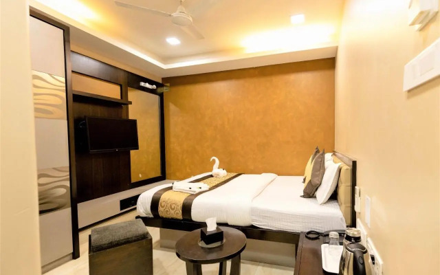 The Majlis Hotel - Near Taj Hotel Colaba