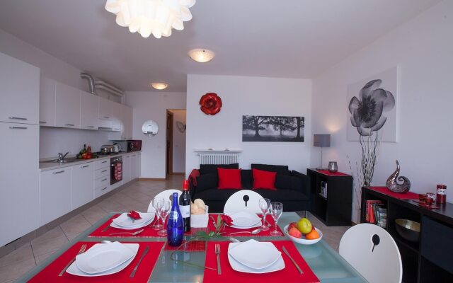 Vista d Oro Ulivo Apt 4