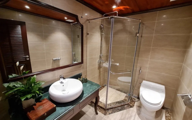 Indochine Premium Halong Bay
