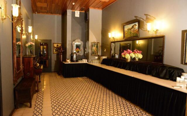 Liwan Hotel - Boutique Class