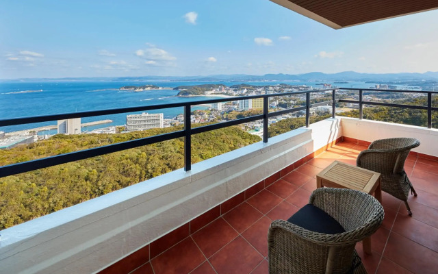 Infinito Hotel & Spa Nanki Shirahama