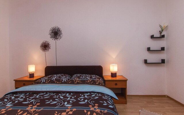 Amazing Home in Nedescina With Wifi and 5 Bedrooms