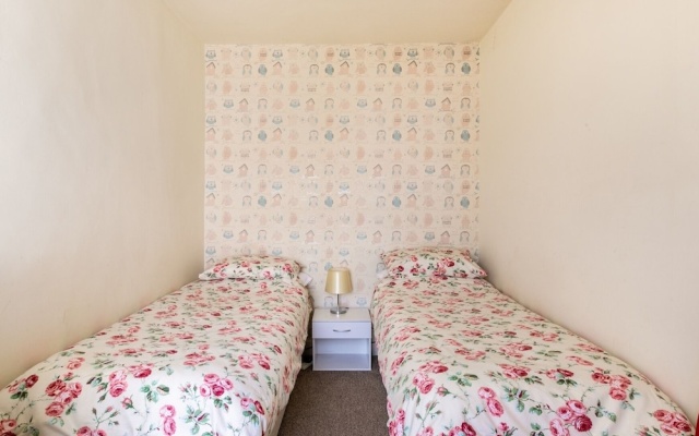 2 b&b 40 Percent off Weekly Half Price Monthly — фото 4