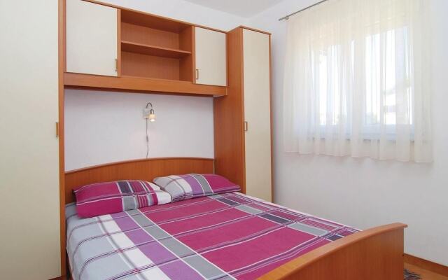 Stunning Home in Vir With Wifi and 2 Bedrooms