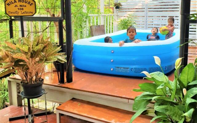 NILA HOUSE Sharia Family Home Stay