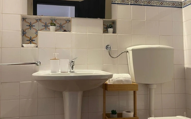 Nice Terrace Pool Studio