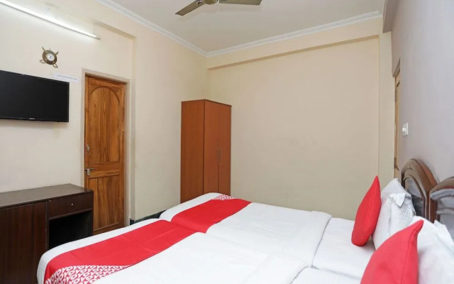 OYO 3286 near Kalinga Hospital