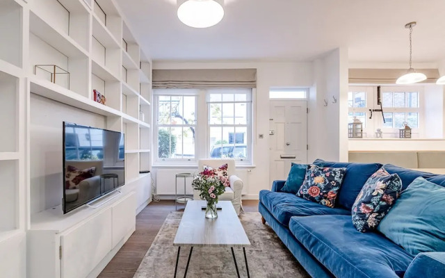 Stanhope Mews Style - 4sms