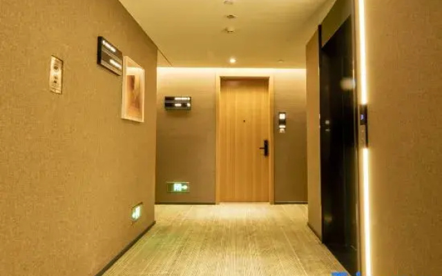 TRUE GO Hotel (Beijing Zhongguancun Software Park Malanwa Metro Station Store)