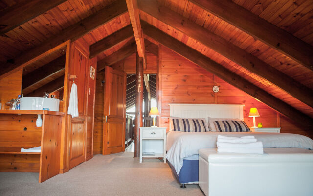 Oyster Creek Lodge
