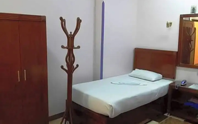 Dream Hotel