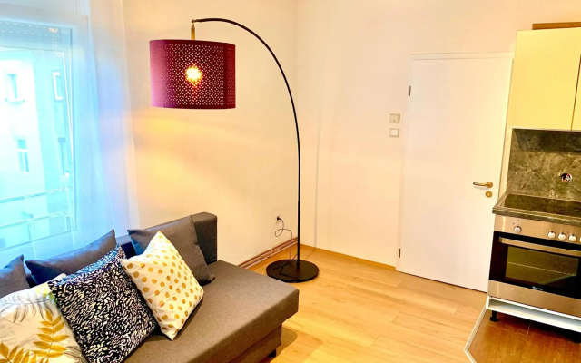 Elegant Contactless Apartment - by Nahuen Suites