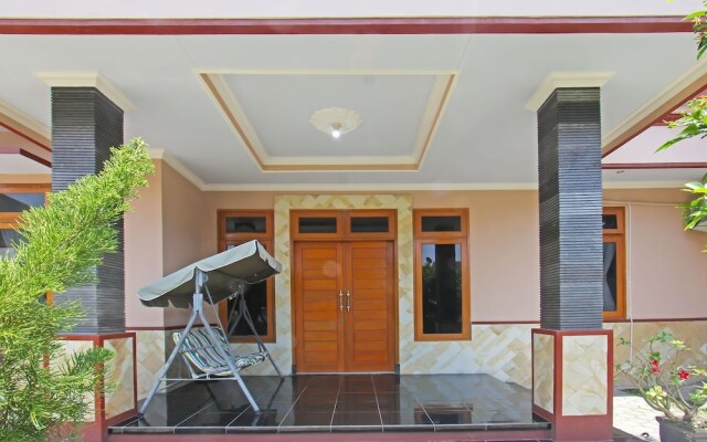 OYO 91777 Kemuning Guesthouse