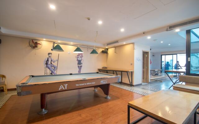 RedDoorz Hostel @ Signature Inn