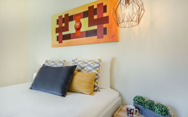 Charming Flat @ Trindade I