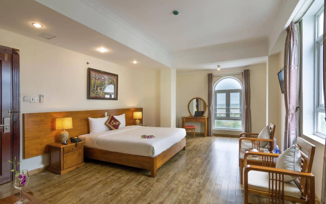 Orchid Hotel Danang