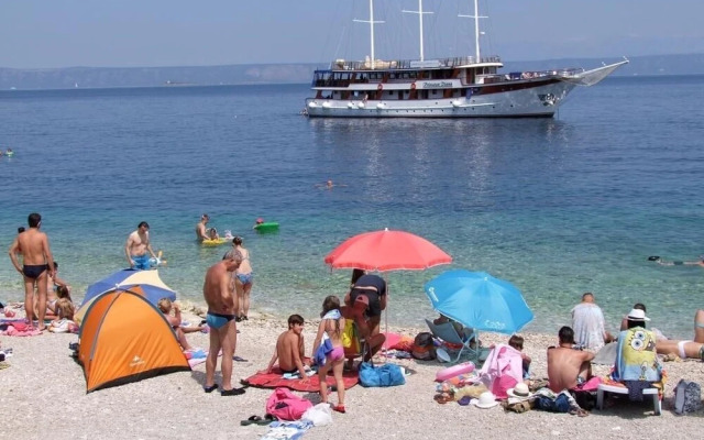 Dijana - 20m From the sea - A1 Antica