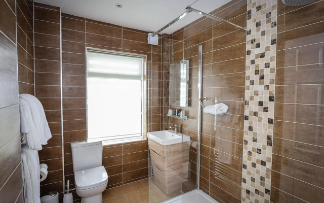 The Cumberland Hotel - OCEANA COLLECTION