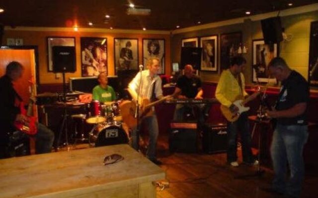MacKenzies Highland Inn