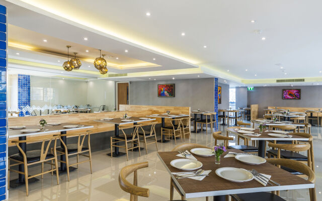 Zircon Hotel
