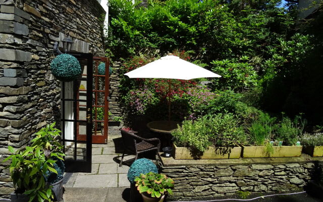 Woodlands Guest House Windermere