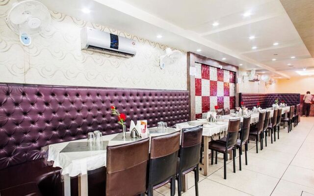 Deep Hotel & Restaurant