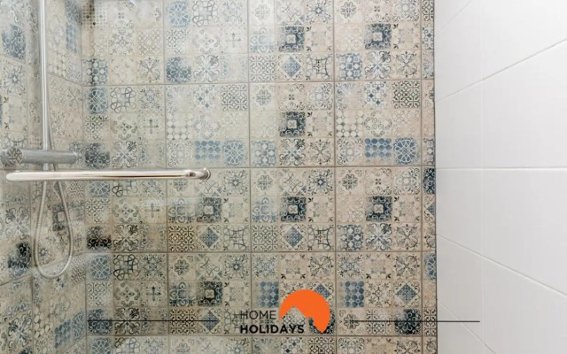 #064 Beautiful Quiet Flat Near Beach with Pool, Tennis