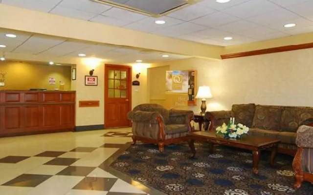 Quality Inn & Suites Bensalem