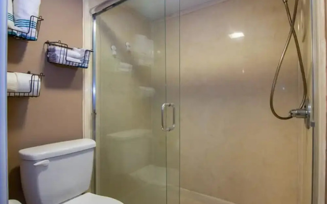 Bridgeport Condo 209