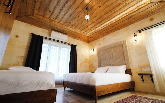 Rocca Stone House