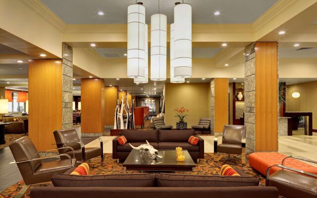 DoubleTree by Hilton Hotel St. Louis - Chesterfield