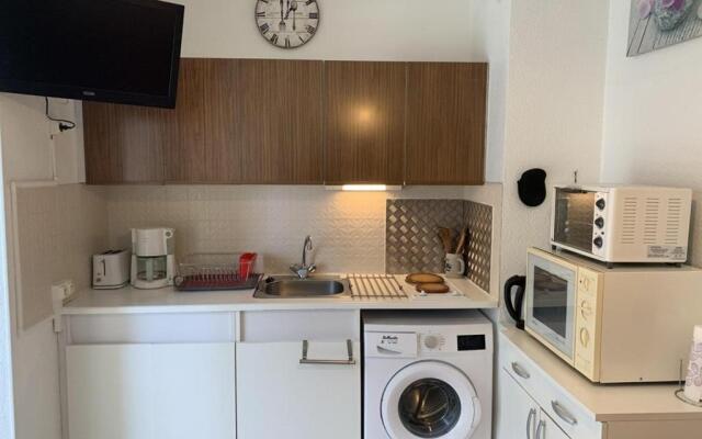 Appartement Balaruc-les-Bains, 1 pièce, 2 personnes - FR-1-571-6