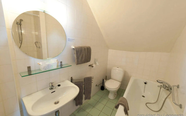 Canalview Hotel Ter Reien
