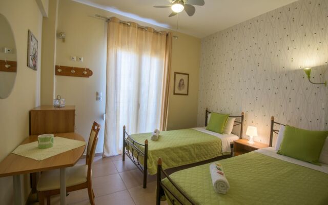 Only 800M From The Sea & Shops, Apollon Side